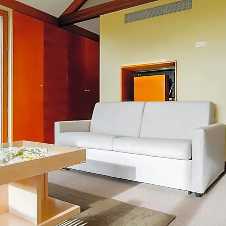 Le Manoir Du Lys 4*