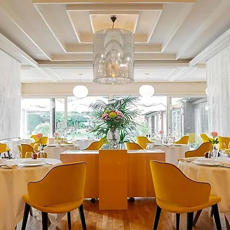Le Manoir Du Lys 4*