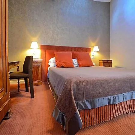 Le Manoir Du Lys Hotel Couterne